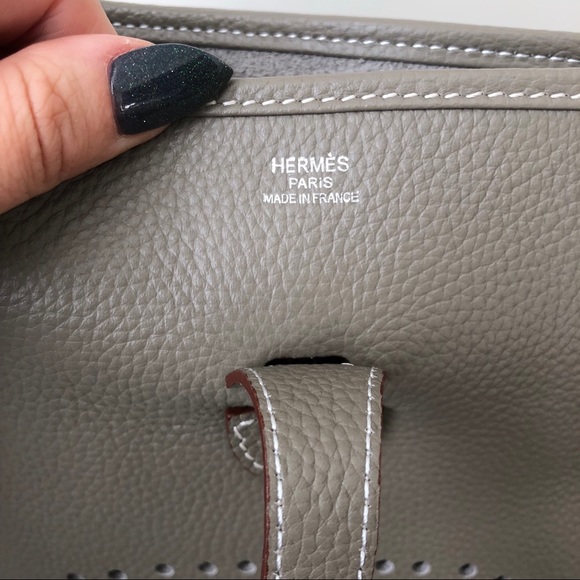 ❗️sold❗️Hermès Clemence Evelyn III PM in Etoupe - Picture 8 of 8
